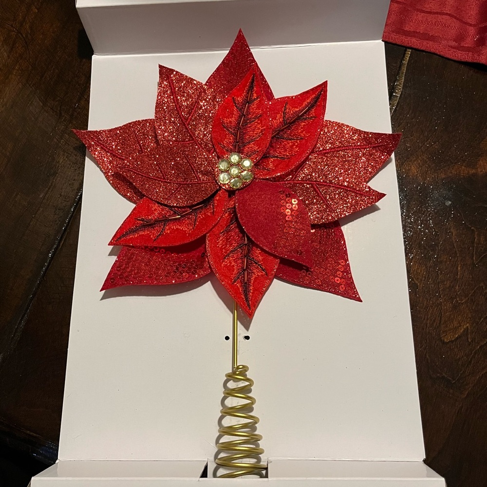 NWOT Festive Red Poinsettia Tree Topper